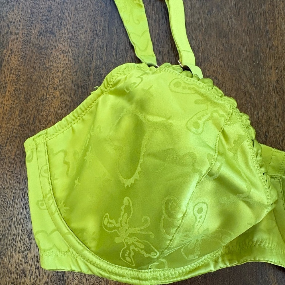 Savage x Fenty Heavenly Satin Unlined Balconette Bra Jacquard Green 38DD - Picture 5 of 10